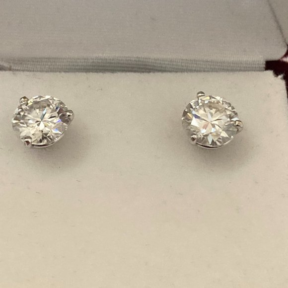 unbranded Jewelry - Certified 3 ct tw Moissanite Round Stud Earrings NEW
